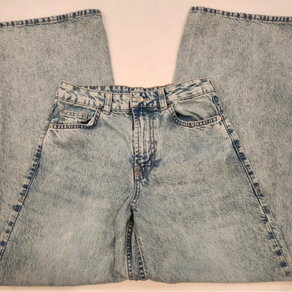 H&M Light Blue Ankle & Cropped Jeans
